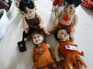 lot 2973 image: Lot of Native American dolls