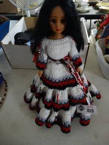 lot 2974 image: Collectible doll