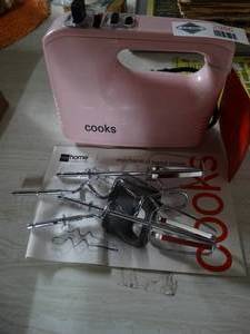lot 2986 image: Cooks pink electric hand mixer