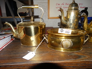 lot 2794 image: Brass coffee pot & brass planter