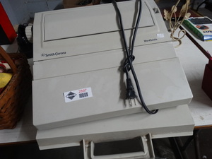 lot 2897 image: Smith Corona typewriter w case