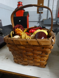lot 2899 image: Basket w faux fruit & misc.