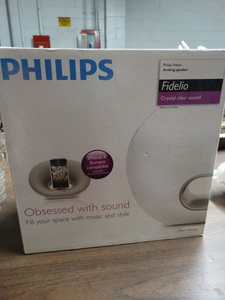 lot 2915 image: Philips docking speaker in box