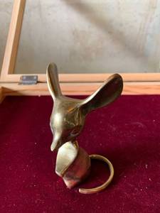 lot 6283 image: Vintage Brass Mouse Figure