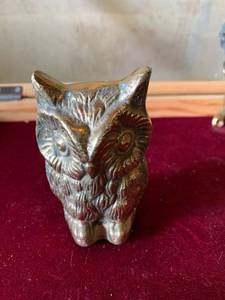 lot 6286 image: Brass Owl Paperweight