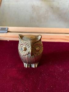 lot 6287 image: Brass Owl Paperweight