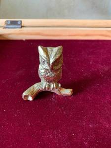 lot 6288 image: Brass Owl Paperweight
