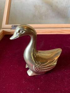 lot 6290 image: Brass Duck Figure