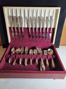 lot 6295 image: Silver Monach Plate Silverware Set in Case