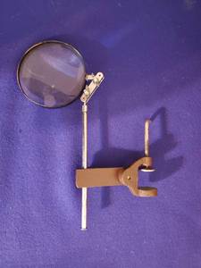 lot 6312 image: Vise Magnifying Glass
