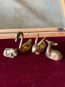 lot 6334 image: Lot of 4 Brass Animal Figurespaperweights
