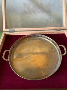 lot 6335 image: Brass Serving Tray