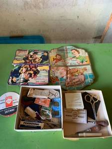 lot 6368 image: Lot of Vintage Sewing Needles
