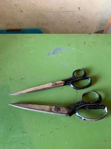 lot 6369 image: Two Pairs of Vintage Scissors Wilbert and Kleencut