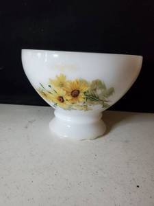 lot 6373 image: Milk Glass Oil Lamp Shade with Yellow Flowers
