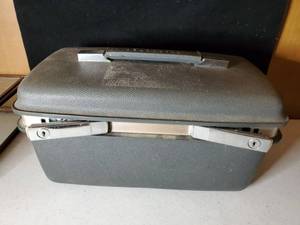 lot 6397 image: Samsonite Vintage Train Case.With Key