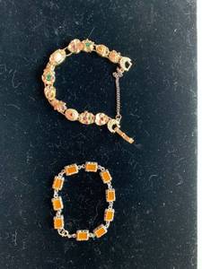 lot 7695 image: Pair of Vintage Bracelets