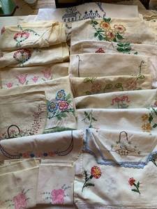 lot 7758 image: Large Lot of Vintage Handwork Linens