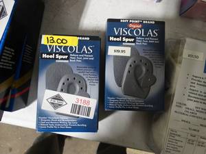 lot 3188 image: Lot of 2 VISCOLAS - Heel Spur Cushions- Size A (Men 2-4 or Women 4-6)