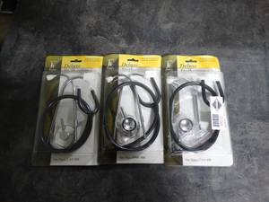 lot 3196 image: Lot of 3 Deluxe Stethoscopes