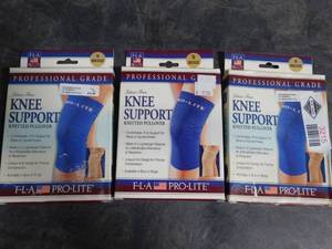 lot 3215 image: Lot of 3 FLA ProLite Knee Support Knitted Pullover- Size Small