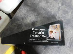 lot 3223 image: Overdoor Cervical Traction Set