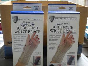 lot 3331 image: Lot of 2 Hospital Grade Suede Finish Wrist Braces - Left and Right hand - Size Medium