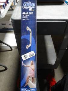 lot 3345 image: Drive 16 Chrome Knurled Grab Bar