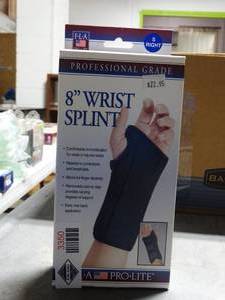 lot 3350 image: Fla orthopedics 8 Wrist Splint - Size Small