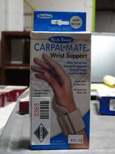 lot 3363 image: WorkAbout Carpal Mate Wrist Support - Size Universal