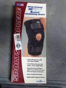 lot 3385 image: Sports Neoprene Stabilizing Knee Support - Size Extra Large