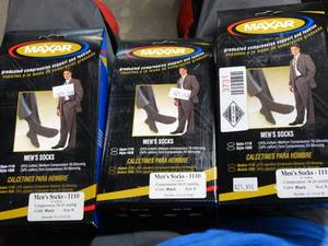 lot 3731 image: Lot of 3 MAXAR COMPRESSION DRESS SOCKS 18-20 mmHg -SIZE Small