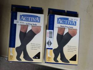 lot 3733 image: Lot of 2 Activa Mens Dress Socks- 15-20 mm Hg- Size X Large