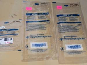 lot 3768 image: Lot of Wound Management Pads