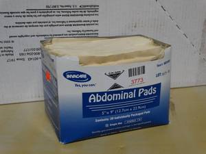 lot 3773 image: Lot of Invacare Abdominal Pads