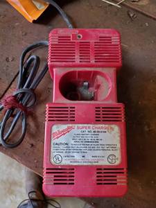 lot 5118 image: Milwaukee Super Charger Class 2