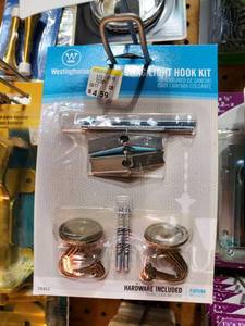 lot 5166 image: (6) Swag Light Hook Kit