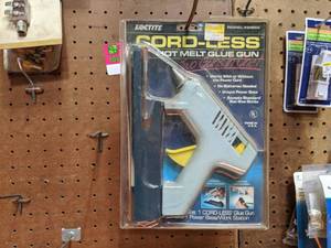 lot 5175 image: Hot Melt Glue Gun, Non-Programmable Thermostat CT87K, Universal Replacement Multi Mount Pilot J998MDA-2, Y99 Universal Adapter Junction Block