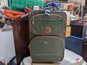 lot 5204 image: Rolling Grand Plaza Suitcase