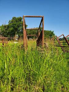 lot 1377 image: Cattle Loading Ramp