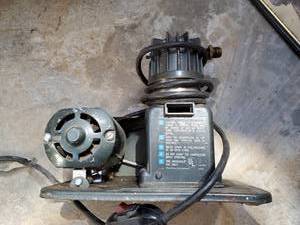 lot 5186 image: Miller 2000 Air Compressor