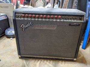 lot 5048 image: Fender Princeton Chorus Amp