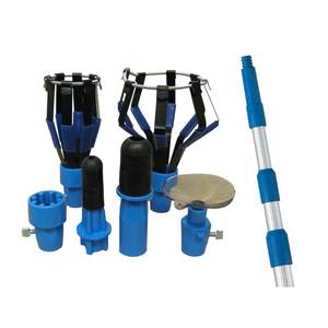 lot 1064 image: Ettore 48450 Bulb Changer Kit with Pole