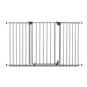 lot 1066 image: SUMMER�� SECURE SPACE�� EXTRA-WIDE SAFETY GATE