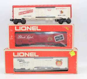 lot 4169 image: Lionel Train Lot of 3 Reefer Cars - 6-9871 Black Label Beer Billboard Reefer, 6-9850 Budweiser Billboard Reefer and 6-9852 Miller Beer Billboard Reefer