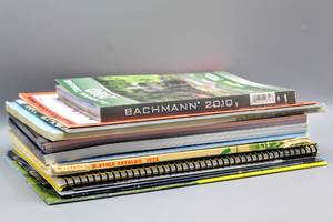 lot 4247 image: Various Catalog Lot including Walthers Vintage, Bachmann, MTH Electric Trains and more