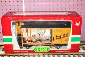 lot 4281 image: LGB Lehmann 42260 Augsburg Puppet Car by LGB, Collection Item - G Scale