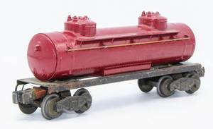 lot 4200 image: Lionel Train No. 2465 Red Painted Tank Car
