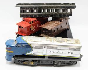 lot 4203 image: Lionel Train Parts - No. 8351 Santa Fee train (needs repair) and other train shells