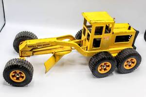 lot 4329 image: Vintage Tonka Road Grader 20 Long